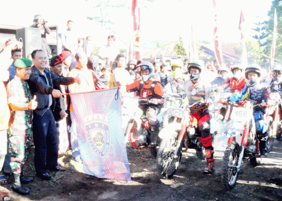 Nusabali.com - ribuan-offroader-ikuti-police-advanture-trail