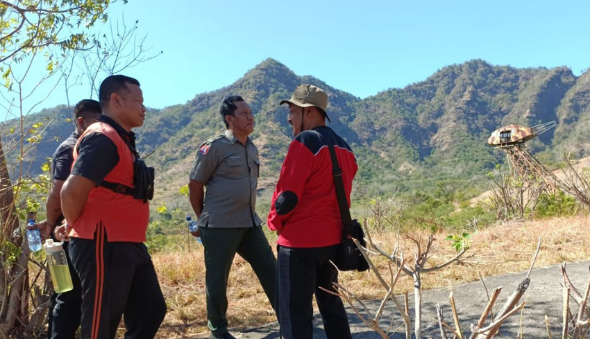 Nusabali Com Titik Api Masih Terlihat Di Bukit Batu Kursi