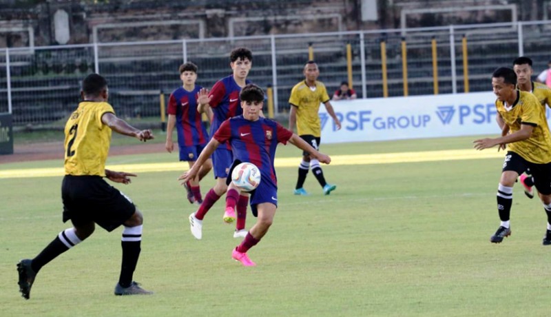 www.nusabali.com-barcelona-u-18-atasi-bhayangkara-2-1