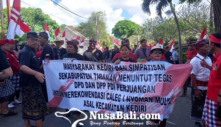 NUSABALI.com - 2.000 Simpatisan Nyoman Mulyadi Geruduk DPD PDIP Bali ...