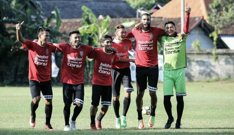 www.nusabali.com-bali-united-turunkan-tensi-latihan