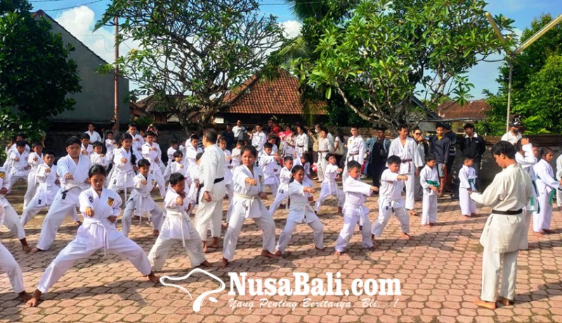 www.nusabali.com-ukt-kki-denpasar-diikuti-200-karateka