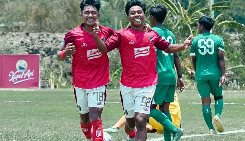 www.nusabali.com-bali-united-u-18-permalukan-persebaya-u-18