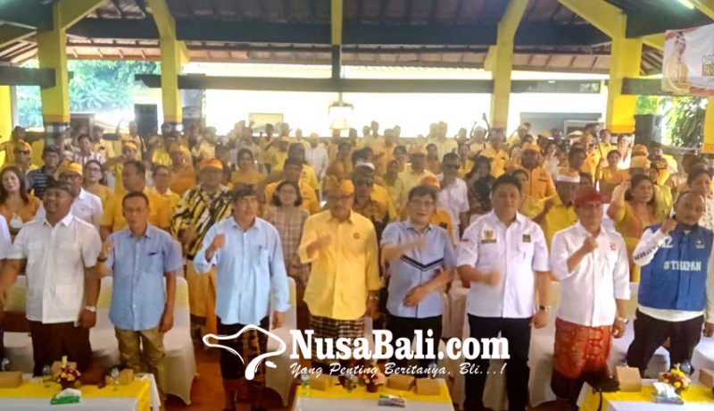 www.nusabali.com-budiman-sudjatmiko-pidato-politik-di-kantor-golkar-bali