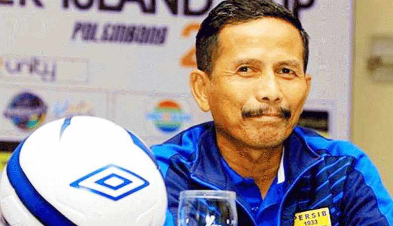 www.nusabali.com-mundur-djanur-minta-maaf-bobotoh