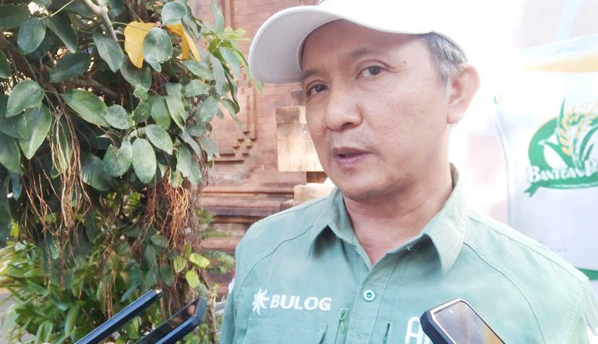 NUSABALI.com - Tekan Inflasi, Bulog Bali Alokasikan 15 Ribu Ton Beras