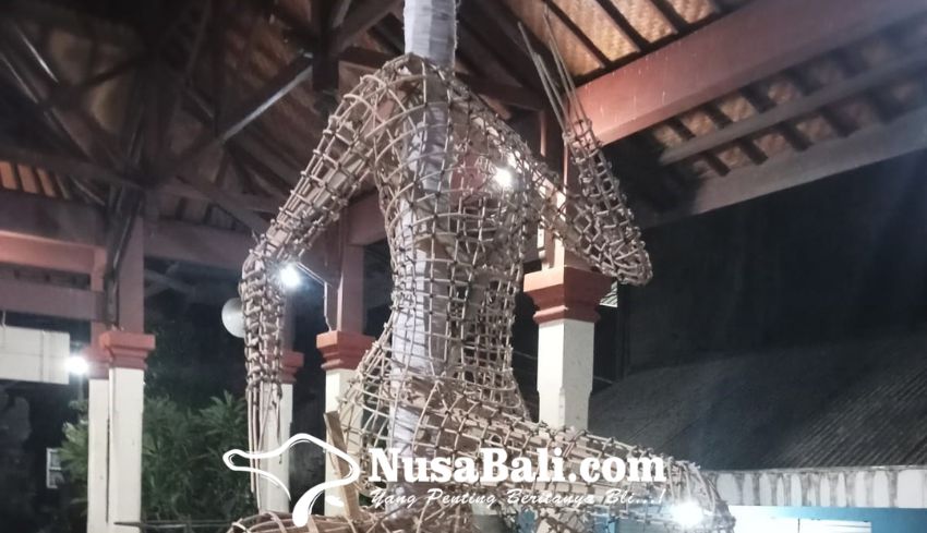 www.nusabali.com-ogoh-ogoh-st-dwi-putra-banjar-tegal-agung-angkat-fenomena-kekerasan-terhadap-perempuan