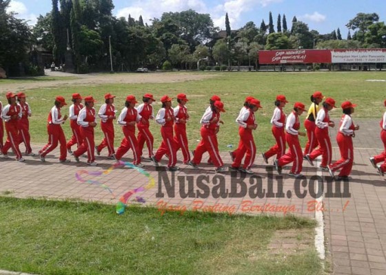 Nusabali.com - 75-calon-paskibraka-gianyar-digembleng