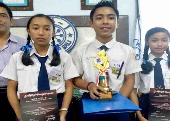 Nusabali.com - smpn-2-rendang-juarai-lcc-yang-diselenggarakan-sman-1-denpasar