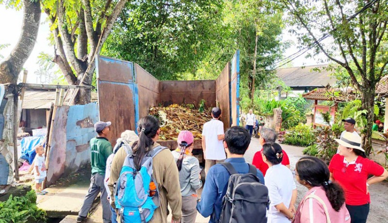 www.nusabali.com-pemkab-gianyar-terapkan-pengelolaan-sampah-berbasis-sumber