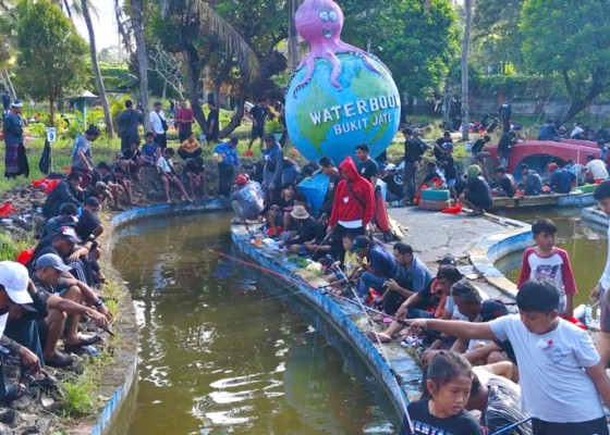 Nusabali.com - eks-waterboom-bukit-jati-dijadikan-spot-mancing