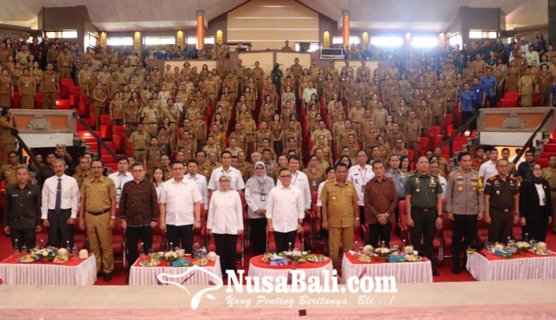 www.nusabali.com-lihadnyana-yakinkan-menpan-rb-pemkab-buleleng-mampu-wujudkan-birokrasi-berdampak