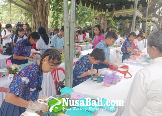 Nusabali.com - pelajar-di-denpasar-meriahkan-pameran-kantin-sehat