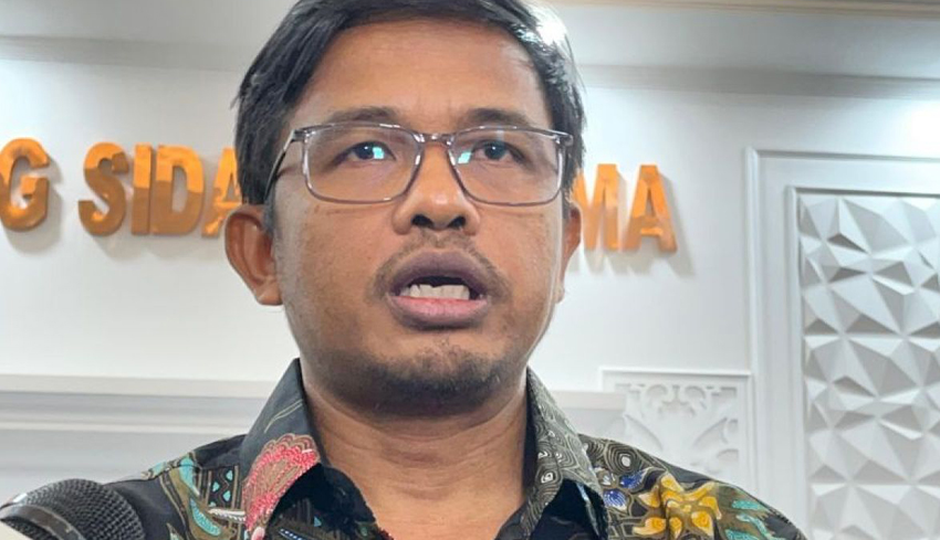 NUSABALI.com - KPU Belum Terima File Putusan MA Soal Pencabutan Batas Usia