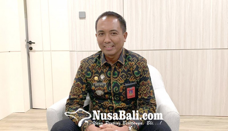 www.nusabali.com-camat-kutsel-imbau-warga-kandangkan-hewan-ternak