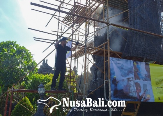 Nusabali.com - perusahaan-jerman-bantu-bersihkan-bajra-sandhi-gunakan-teknologi-steam-cleaning