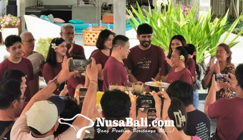 www.nusabali.com-syuting-film-lagu-cinta-untuk-mama-di-bali-ada-niluh-djelantik-dan-ayu-laksmi