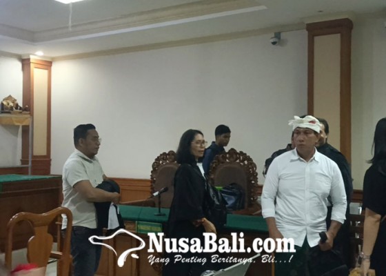 Nusabali.com - eksepsi-bendesa-adat-berawa-ditolak-sidang-lanjut-ke-pokok-perkara