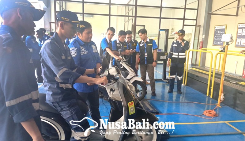 www.nusabali.com-poltrada-bali-buka-bengkel-konversi-motor-biasa-ke-listrik