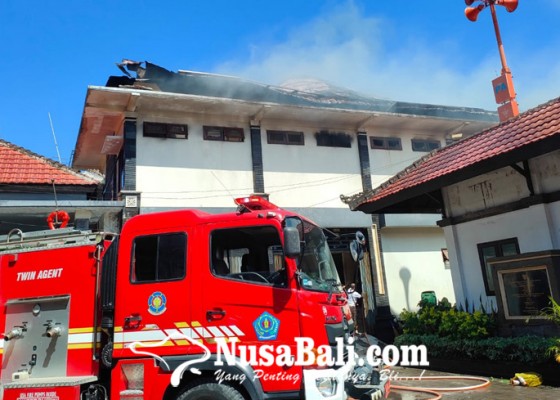 Nusabali.com - gudang-logistik-bpbd-bali-terbakar