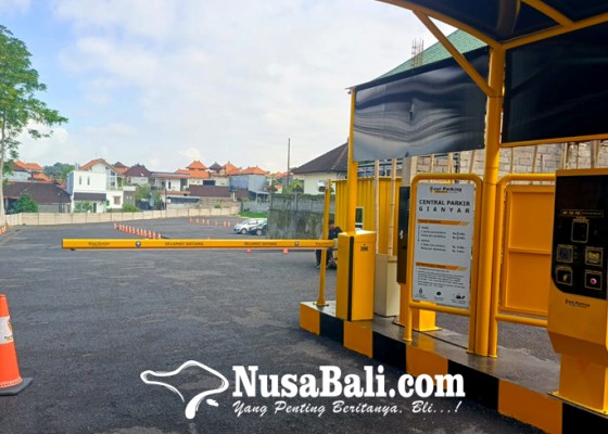 Nusabali.com - central-parkir-gianyar-tampung-85-mobil-dan-120-motor
