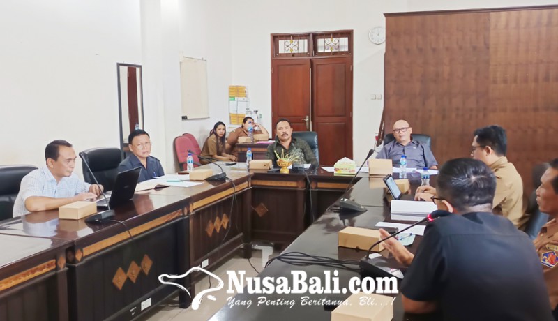 www.nusabali.com-gaji-rendah-buleleng-kekurangan-dokter