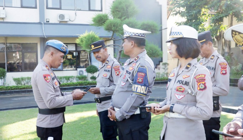 www.nusabali.com-cegah-judol-hp-anggota-polres-klungkung-diperiksa