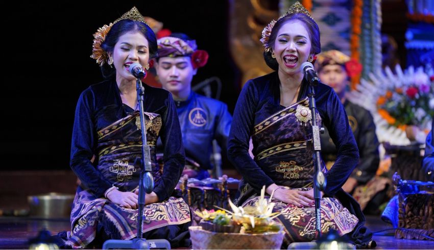 www.nusabali.com-suguhkan-gamelan-inovatif-di-pkb-xlvi-duta-badung-kisahkan-perjalanan-hidup-manusia