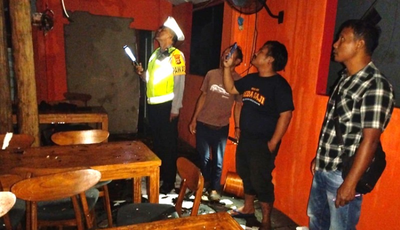 www.nusabali.com-diduga-korsleting-restoran-di-ubud-terbakar