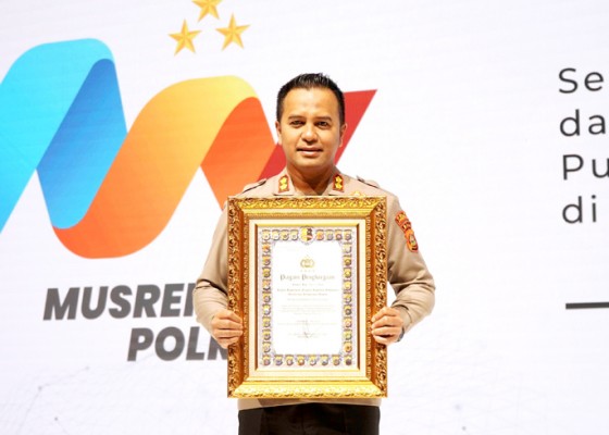 Nusabali.com - polres-jembrana-raih-penghargaan-pelayanan-prima-pekppp