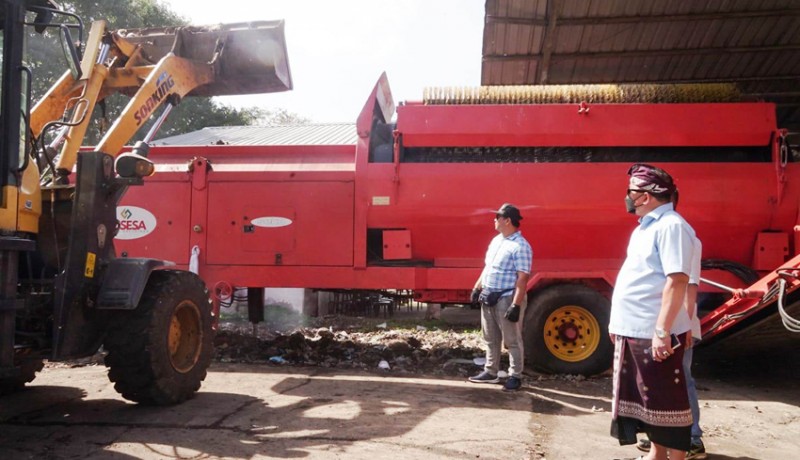 www.nusabali.com-bupati-tamba-optimis-atasi-gunung-sampah