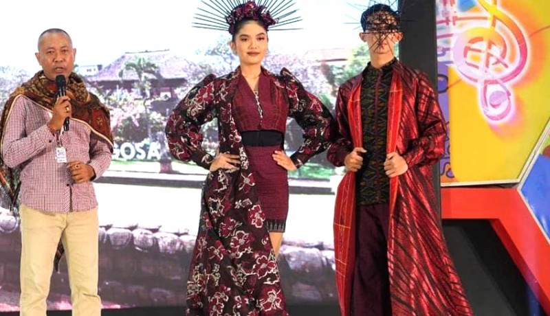 www.nusabali.com-klungkung-juara-ii-nasional-lomba-fashion-show-wastra-nusantara