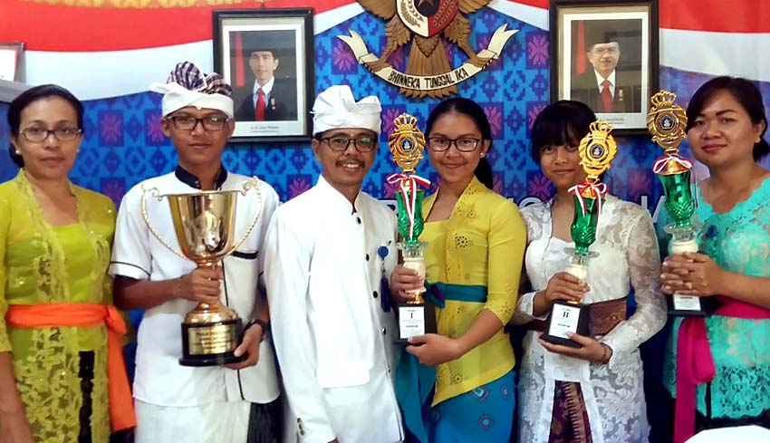 NUSABALI Com SMKN Singaraja Borong Juara