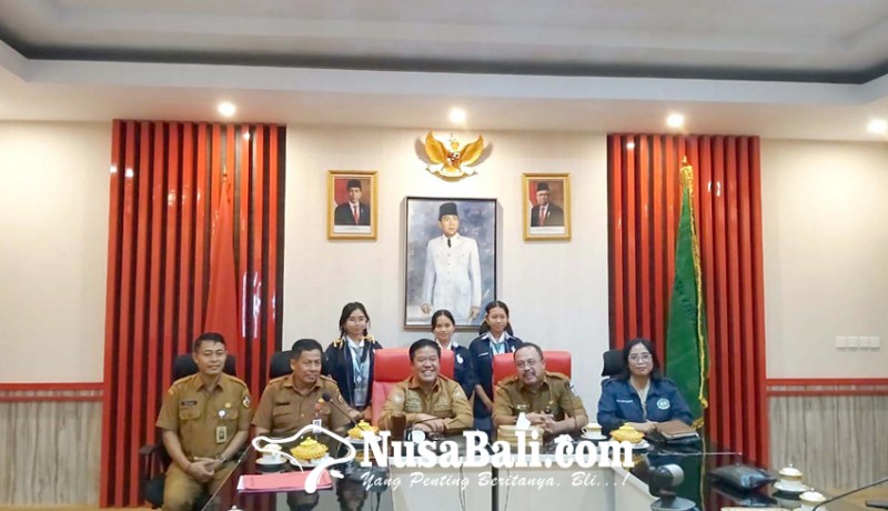 www.nusabali.com-jelang-berkompetisi-siswa-sman-1-tembuku-temui-bupati