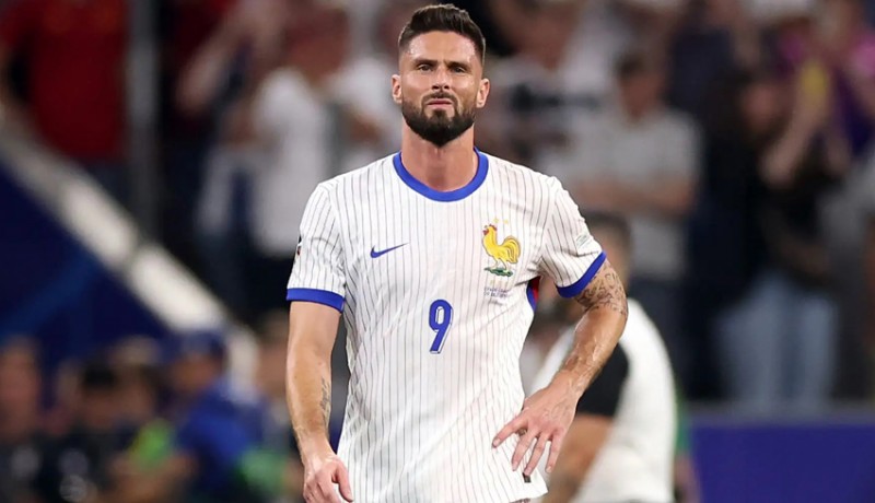 www.nusabali.com-giroud-pensiun-dari-timnas-prancis