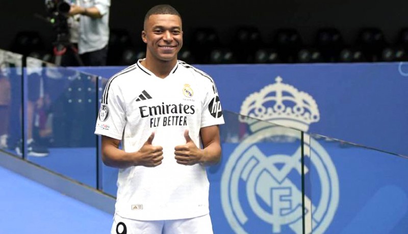 www.nusabali.com-ancelotti-janji-temukan-tempat-kylian-mbappe