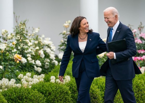 Nusabali.com - joe-biden-mundur-dari-pencalonan-dukung-kamala-harris-di-pilpres-as-2024