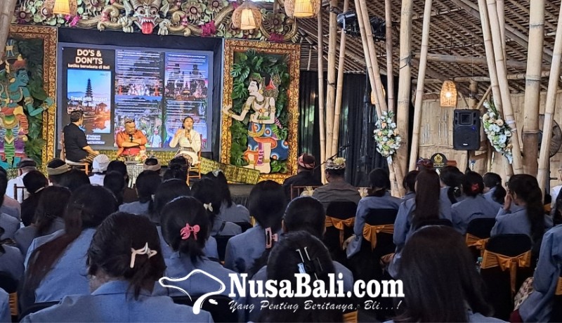 www.nusabali.com-dewa-palguna-dan-ayu-marthini-bicara-dengan-anak-muda-bali-di-sastra-saraswati-sewana-jadi-pemimpin-tidak-instan