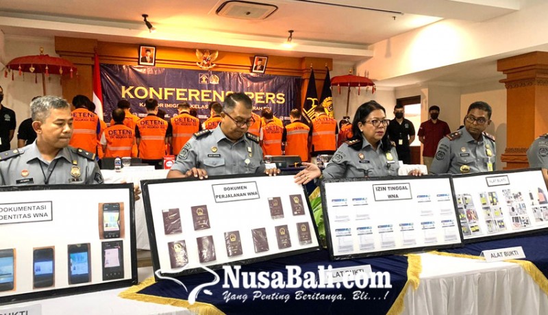 www.nusabali.com-10-wna-china-jalankan-bisnis-ilegal-di-bali