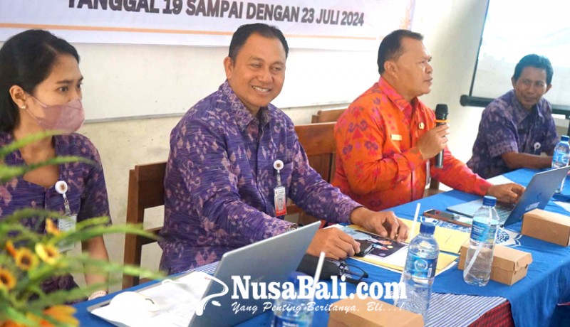 www.nusabali.com-39-guru-smpn-3-selat-evaluasi-pelaksanaan-kurikulum-merdeka