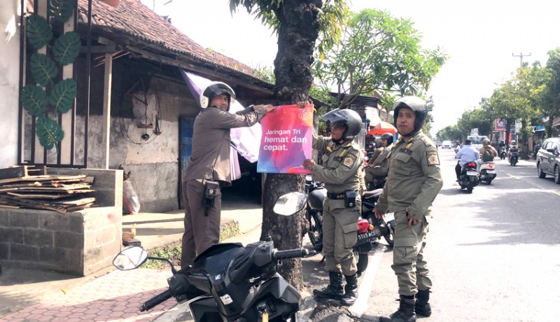 www.nusabali.com-satpol-pp-gianyar-tertibkan-pelanggaran