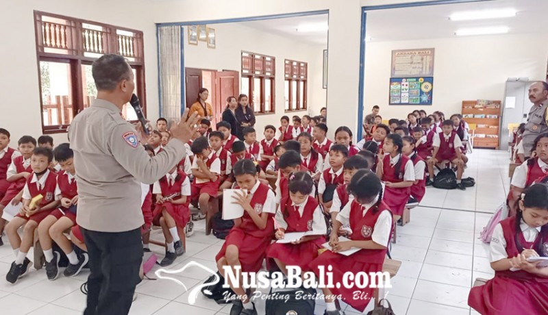 www.nusabali.com-polsek-dentim-sosialisasi-pencegahan-kekerasan-dan-bullying