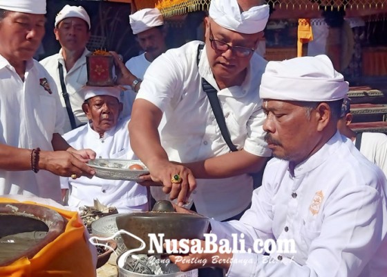 Nusabali.com - piodalan-pura-pengaruman-bertepatan-dengan-hari-raya-tumpek-landep