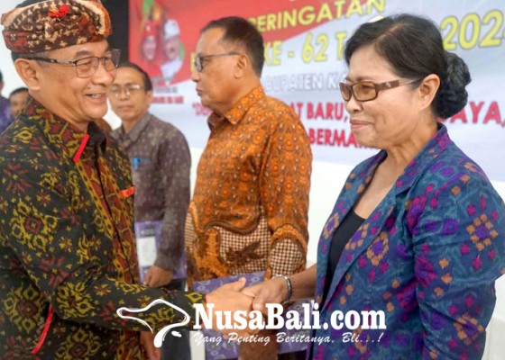 Nusabali.com - bupati-gede-dana-kukuhkan-pengurus-pwri-se-karangasem