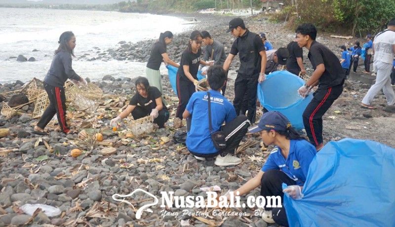 www.nusabali.com-pantai-yehkali-tercemar-sampah-upakara