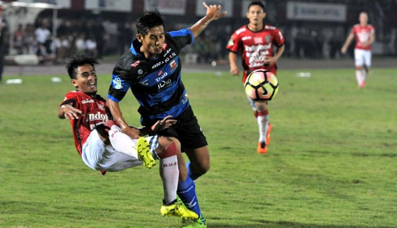 www.nusabali.com-bali-united-rebut-tahta