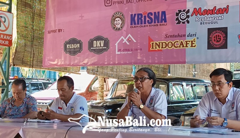 www.nusabali.com-hut-ke-79-ri-500-mobil-klasik-akan-touring-merah-putih