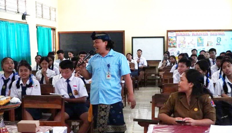 www.nusabali.com-program-museum-masuk-sekolah-merambah-ke-smp