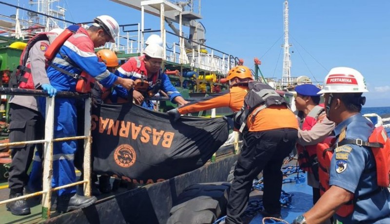 www.nusabali.com-kapal-tanker-elisabeth-terbakar-di-perairan-bali-lima-awak-kapal-meninggal-dunia