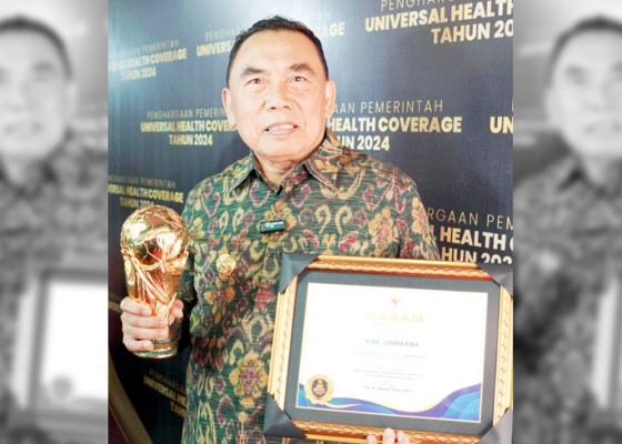 Nusabali.com - kado-manis-hut-ke-129-kota-negara-jembrana-raih-penghargaan-uhc-kategori-utama